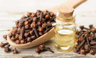 فوائد القرنفل الصحية وأضراره