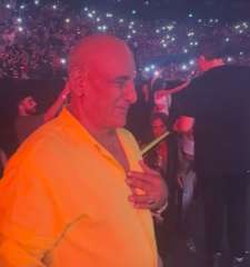 شاهد.. محمد لطفي يبكي متأثرا...