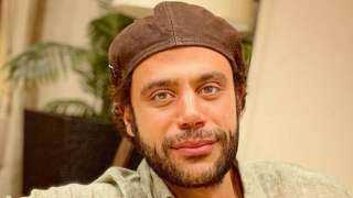 شاهد.. محمد عادل إمام يوجه...