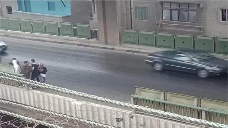 سرقة أجزاء من السور الحديدي