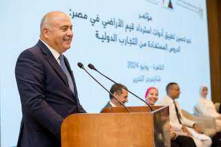 محافظ قنا يشارك في مؤتمر...