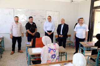 محافظ الشرقية يتفقد لجان إمتحانات...