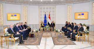 الرئيس السيسي يستقبل رئيسة المفوضية...