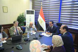 وزير الصحة يستقبل بعثة منظمة...