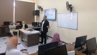 وزارة العمل :  بدء...