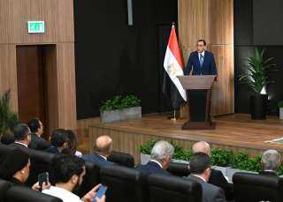 مؤتمر صحفي لرئيس الوزراء للإعلان...