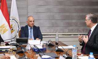 مصدر مطلع: وزير الري مستمر...