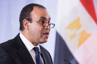 وزير الخارجية والهجرة وشئون المصريين...