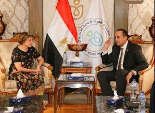 رئيس هيئة الرعاية الصحية يبحث...