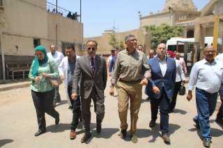 محافظ الجيزة يتفقد مستشفي أبو...