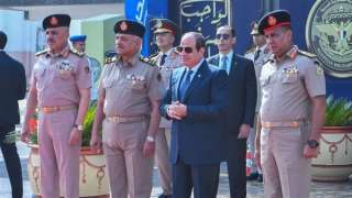السيسي يشهد الأنشطة والتدريبات الرياضية...
