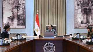 مدبولي يطالب وزير الثقافة الجديد...