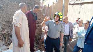 محافظ أسيوط يتفقد حادث انهيار...
