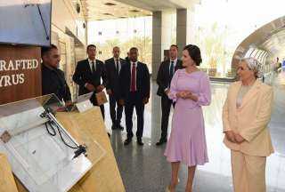 السيدة انتصار السيسى وقرينة رئيس...