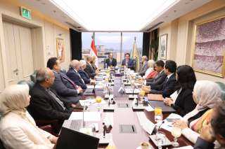 وزراء الاتصالات والثقافة يناقشون التعاون...