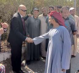 جولة لوزير العمل بين عِمالة...