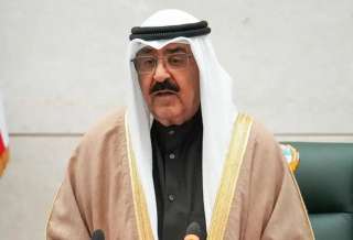 أمير الكويت يهنئ ترامب بسلامته..ويؤكد:...