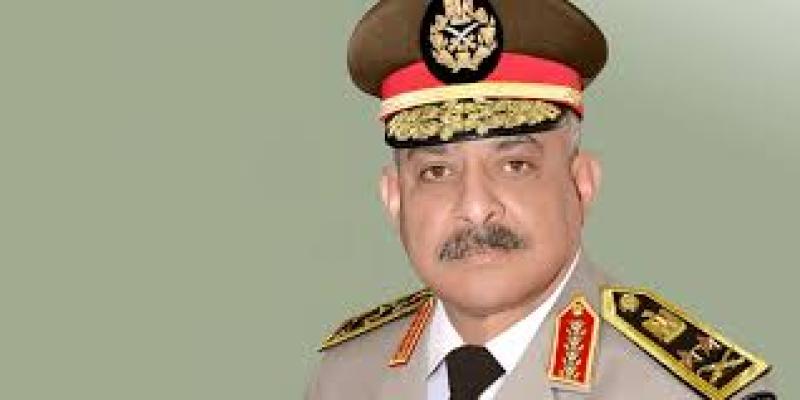الفريق أول عبد المجيد صقر القائد العام للقوات المسلحة وزير الدفاع والإنتاج الحربى