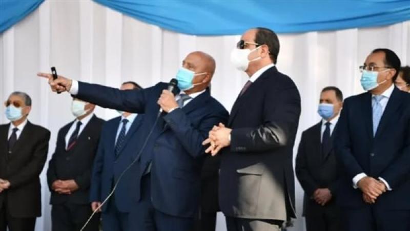 الرئيس السيسي والمهندس كامل الوزير