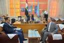 محافظ أسيوط يطمئن على الطالبة...