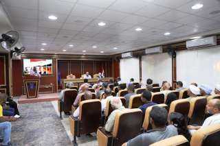 محافظ أسوان يستمع لمطالب وإحتياجات...
