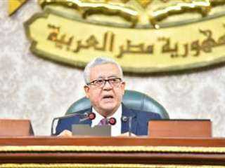 رئيس النواب: الأغلبية والمعارضة انتقدوا...