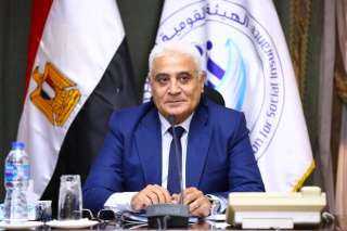 رئيس هيئة التأمينات الاجتماعي يوجه...