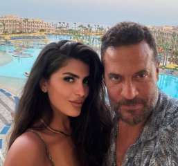 شاهد.. ماجد المصري يحتفل بعيد...
