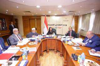 مايا مرسي تترأس أول اجتماع...