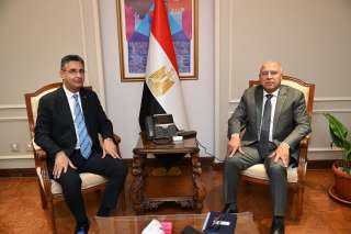 وزير الصناعة والنقل يلتقى وزير...