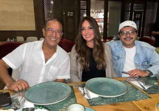 نرمين الفقي تلتقي مع هنيدي...
