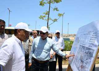 رئيس الوزراء يتفقد مشروع ”سكن...