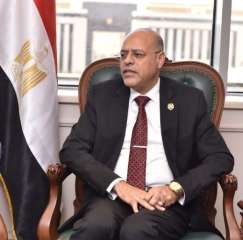 وزير العمل يوجه بسرعة متابعة...