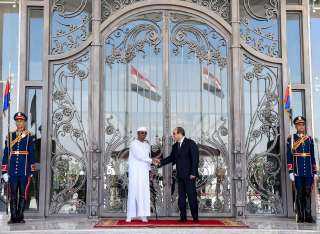 الرئيس السيسي يجرى مباحثات مع...