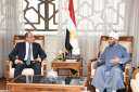 وزير الأوقاف يستقبل وزير الطيران...