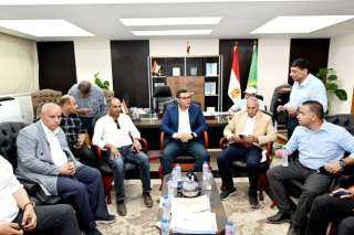 وزير الإسكان يوجه بوضع خطة...