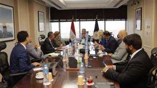 وزير السياحة والآثار يتابع الموقف...