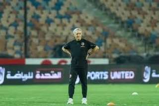الأهلي يعقد جلسة عاجلة مع...