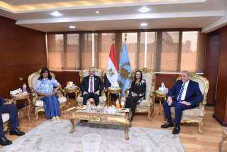 محافظ الغربية يستقبل وزيرا العمل...