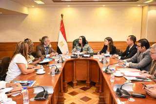 وزيرة التضامن تلتقي ممثل منظمة...