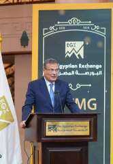 وزير الزراعة يشارك في احتفالية...