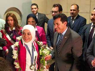 وزير الشباب والرياضة يستقبل أبطال...