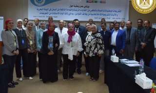 البيئة تشارك برسجا فى ورشتى...