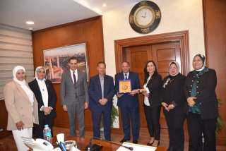 محافظ بورسعيد يستقبل أعضاء المجلس...
