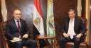 وزير الزراعة يبحث مع السفير...