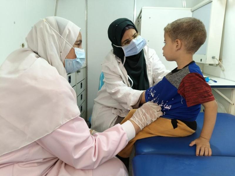 صحة المنيا : توقيع الكشف الطبى على 1374 مواطنا خلال قافلة طبية بقرية الخيارى في مركز أبوقرقاص