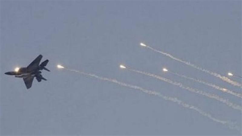 الطيران الحربي الإسرائيلي يخرق جدار الصوت في مناطق عديدة بال