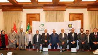 البريد المصري يوقع بروتوكول تعاون...