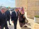 وزير الخارجية والهجرة يعقد جلسة...