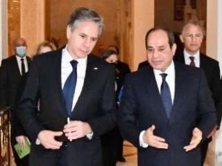 الرئيس السيسي يلتقى وزير الخارجية...